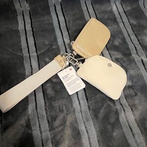 lululemon wristlet